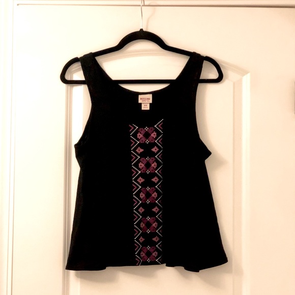 Black patterned tank top - Picture 1 of 1